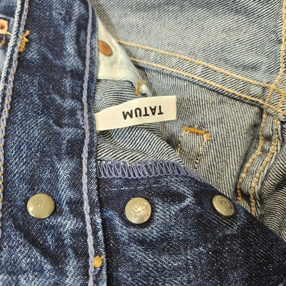 GRLFRND  TATUM Dark Blue Cropped Jeans Size 27. - Picture 11 of 15